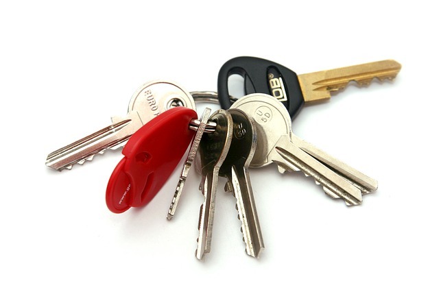 Set of keys on a white background symbolizing our Payment Processing Transportation services